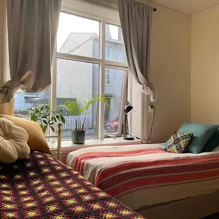 Reykjavik Guesthouse * Reykjavik